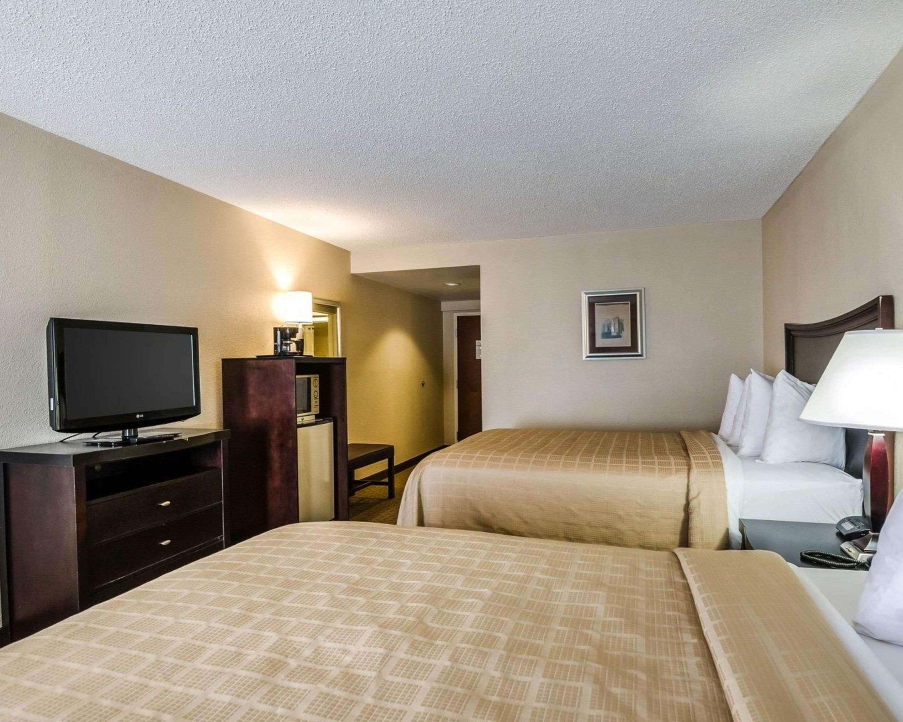 Quality Inn Troutville - Roanoke North Экстерьер фото