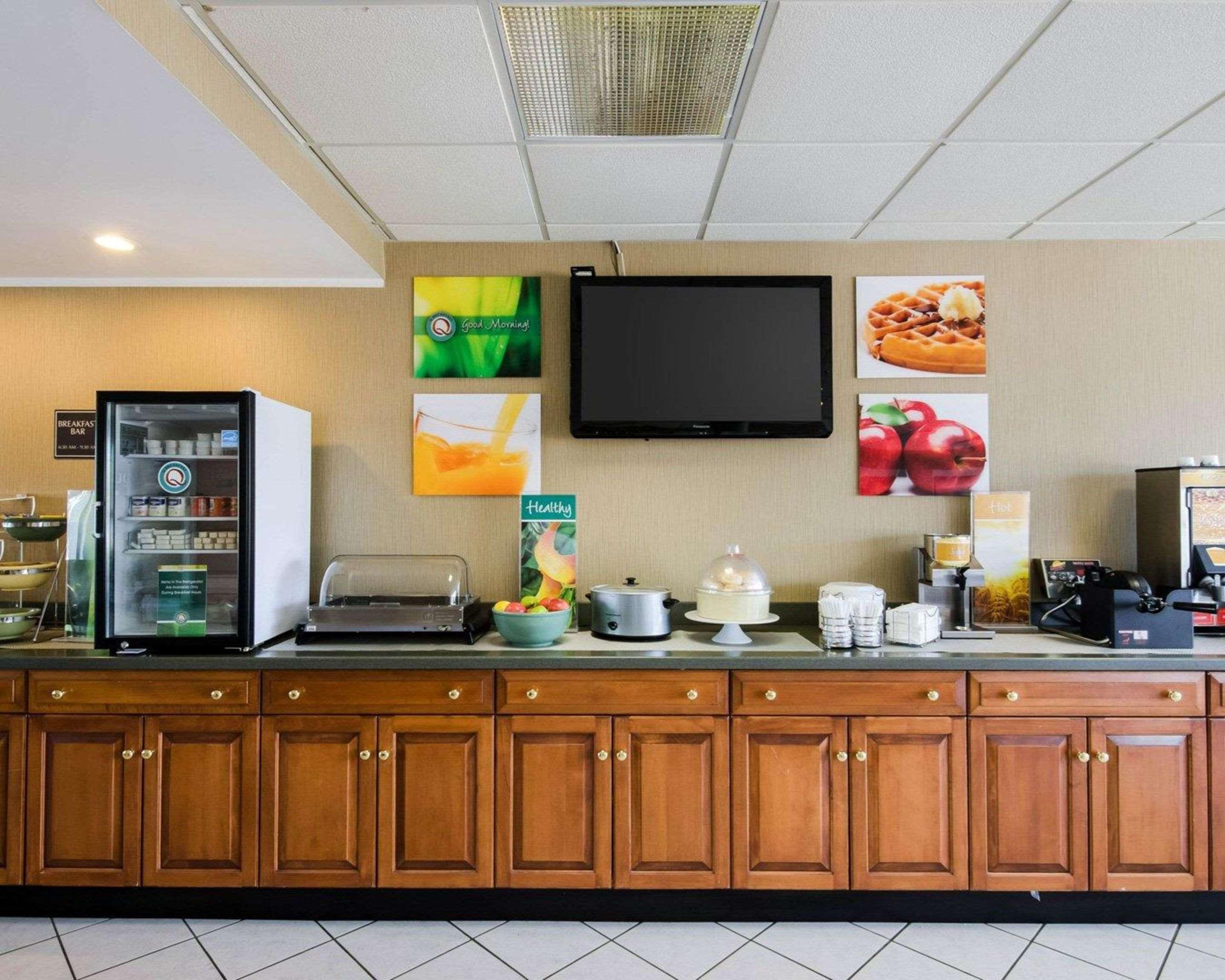 Quality Inn Troutville - Roanoke North Экстерьер фото