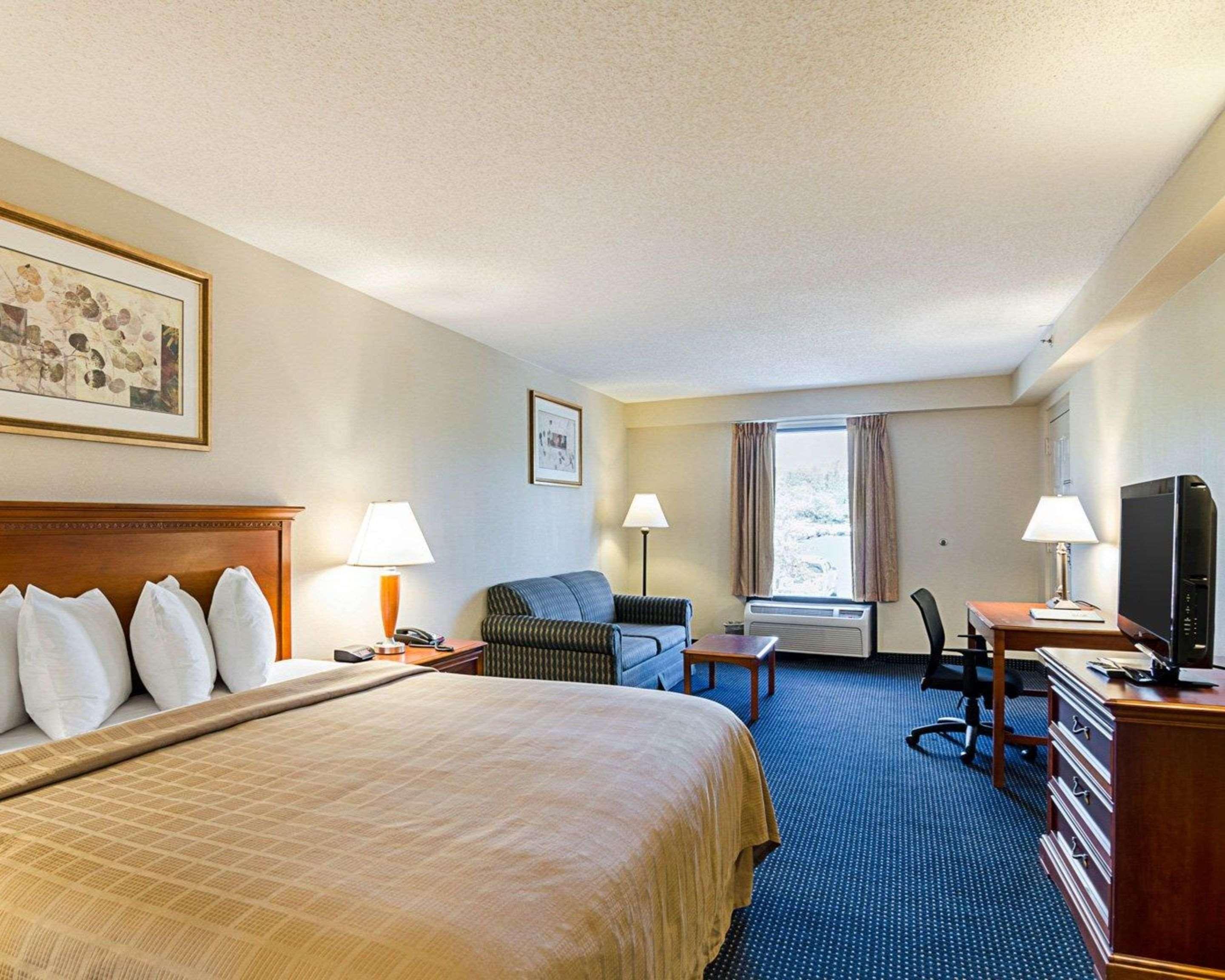 Quality Inn Troutville - Roanoke North Экстерьер фото