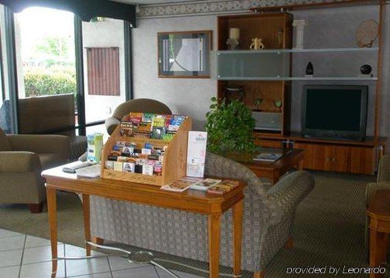Quality Inn Troutville - Roanoke North Интерьер фото