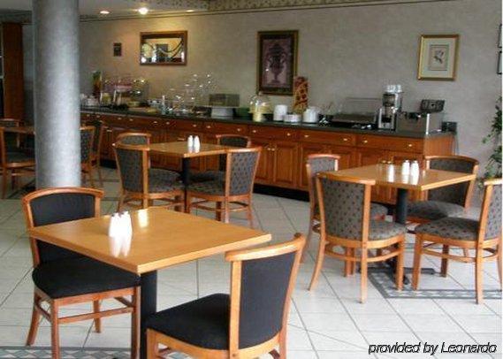 Quality Inn Troutville - Roanoke North Ресторан фото