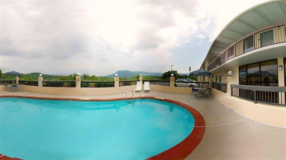 Quality Inn Troutville - Roanoke North Экстерьер фото