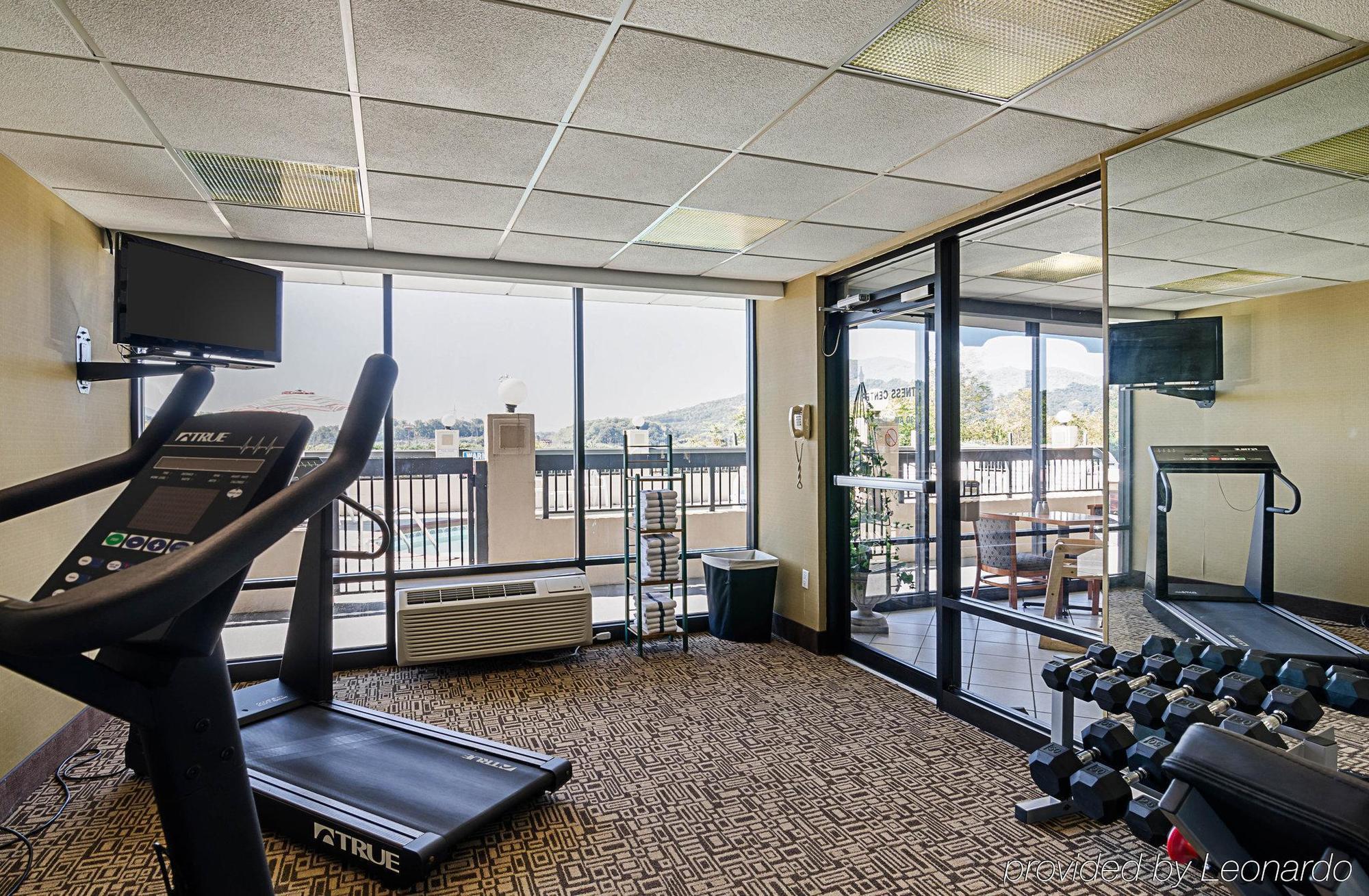 Quality Inn Troutville - Roanoke North Экстерьер фото