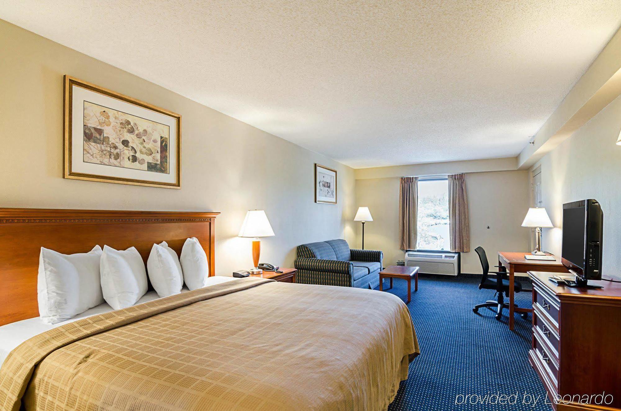 Quality Inn Troutville - Roanoke North Экстерьер фото