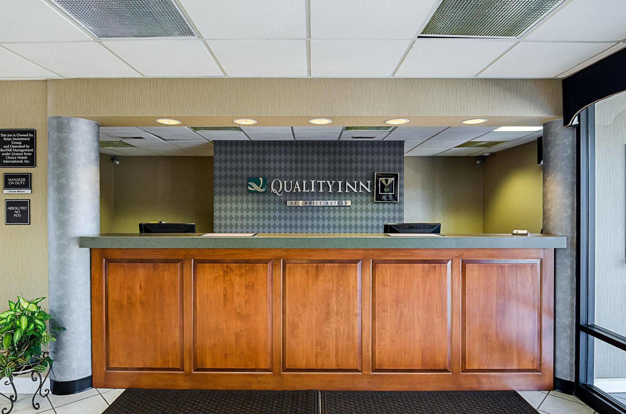 Quality Inn Troutville - Roanoke North Экстерьер фото